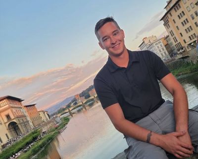 Trent - Needs an Apartment on iROOMit or a Room