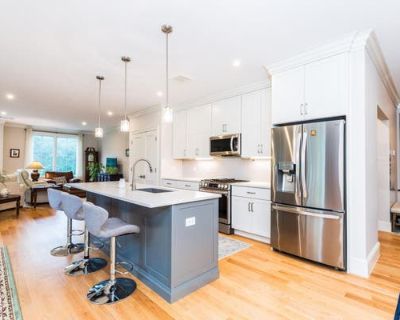 2 Bedroom 2BA 1883 ft Condominium For Sale in EXETER, NH
