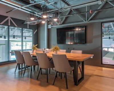 Private Meeting Room for 8 at COhatch - Noblesville