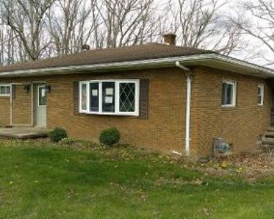 3 Bed 1 Bath Preforeclosure Property in Steubenville, OH 43953 - Meadow Rd
