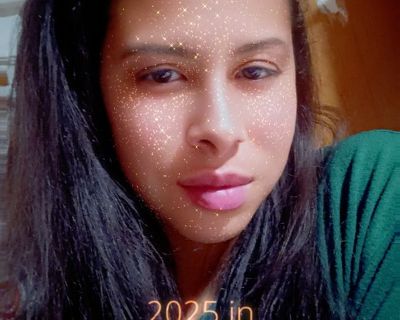 Jessica - Needs an Apartment on iROOMit or a Room