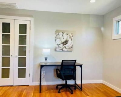 501 E Poplar Ave. image_url. In unit laundry Dishwasher Dogs allowed Air conditioning Internet access Furnished Unit Amenities air conditioning dishwasher furnished in unit laundry Property Amenities dogs allowed pet friendly internet access. Pets allowed. 4 Bedroom. 2.5 Bathroom. 2400 ft . Furnished