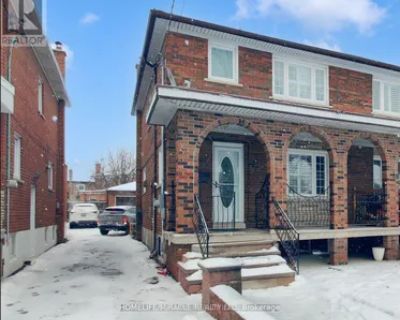 4 Bedroom 3057 ft House For Rent in Toronto, ON