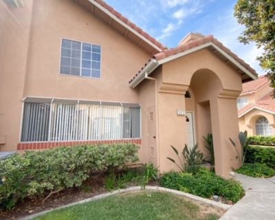 3 Bedroom 2BA 1240 ft Apartment For Rent in Irvine, CA