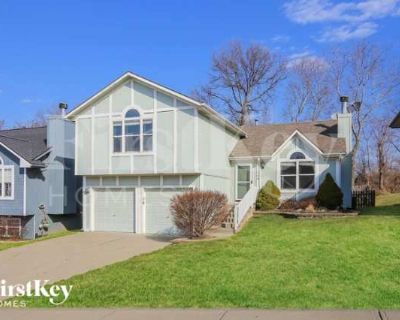 3 Bedroom 2BA 1975 ft Pet-Friendly Apartment For Rent in Liberty, MO