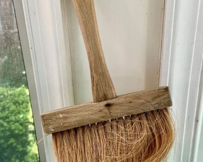 Vintage Rustic Wooden Wallpaper Bristle Brush