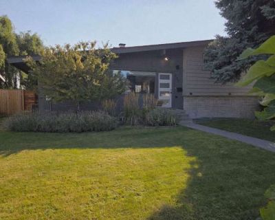 3Bedroom, 2.5 Bath Mid Century Modern Home in Wenatchee. On-site laundry Patio / balcony Pet friendly Garage Pool Microwave Unit Amenities microwave patio / balcony range refrigerator Property Amenities carport on-site laundry parking pool garage cats allowed dogs allowed. 3 Bedroom. 2.5 Bathroom. 2300 ft