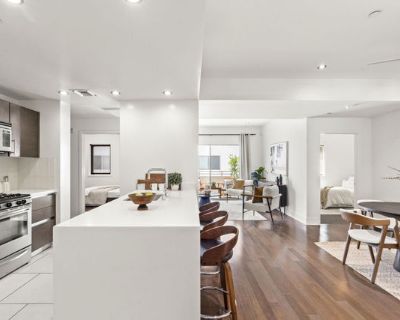 2 Bedroom 2BA 946 ft Condo For Sale in Los Angeles, CA