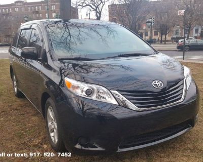 2015 Toyota Sienna L 7 Passenger $14,995