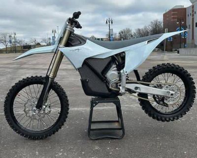 Surron light bee X.