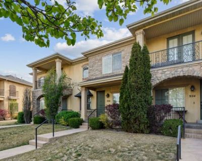 4 Bedroom 4BA 2354 ft Townhouse For Sale in OREM, UT