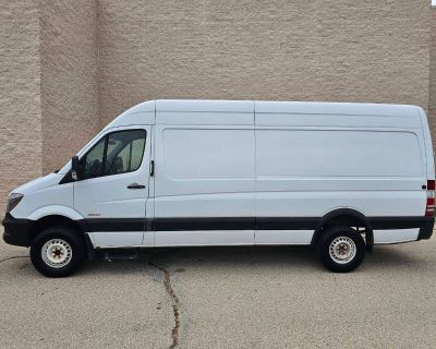Used 2016 Freightliner Sprinter Cargo Van 2500