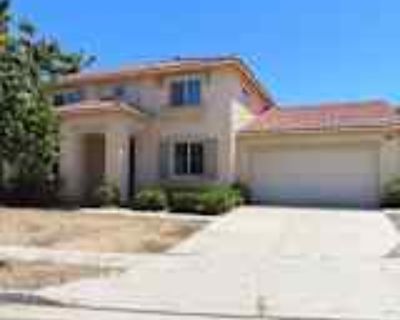 4 Bedroom 3BA 2981 ft² House For Rent in Murrieta, CA 33698 Poppy Ln