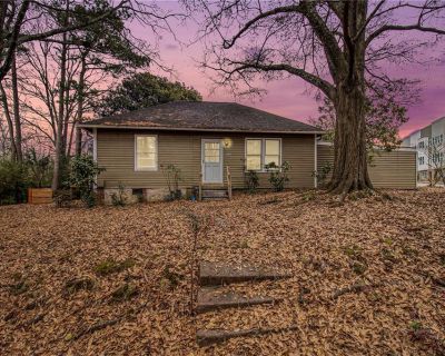 1 Bedroom 1BA 1992 ft Apartment For Rent in Avondale Estates, GA