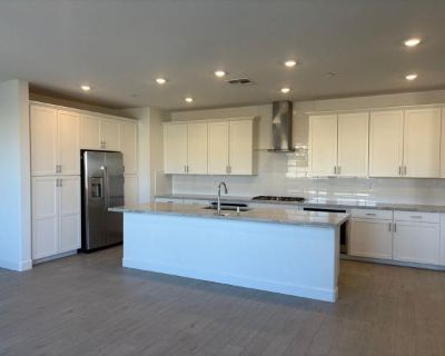 5 Bedroom 4BA 2793 ft Apartment For Rent in Roseville, CA