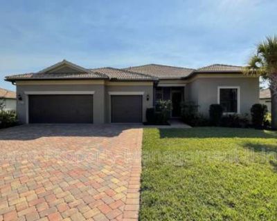 3 Bedroom 3BA 2600 ft Pet-Friendly House For Rent in Palm City, FL