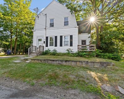 4 Bedroom 1BA 1496 ft Single Family House For Sale in Braintree, MA