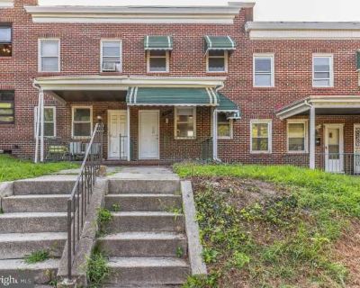 4 Bedroom 2BA 0 ft Townhouse For Rent in Baltimore, MD