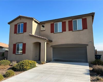 5 Bedroom 3BA 2903 ft Apartment For Rent in Riverside, CA