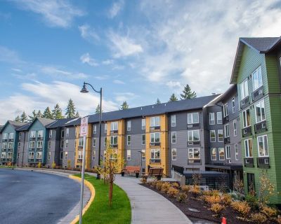 2 Bedroom 1BA 850 ft Apartment For Rent in Happy Valley, OR