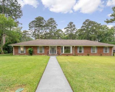 4 Bedroom 3BA Single Family Home For Sale in COLUMBIA, MS