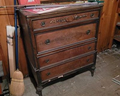 Garage Sale/Estate Sale