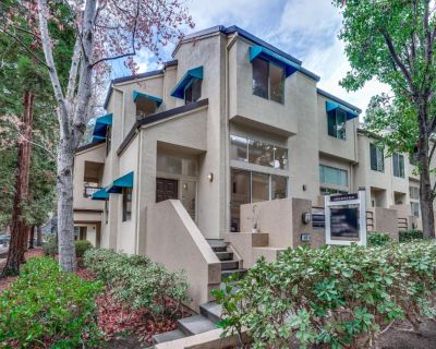 3 Bedroom 2BA 1920 ft Townhouse For Sale in San Jose, CA