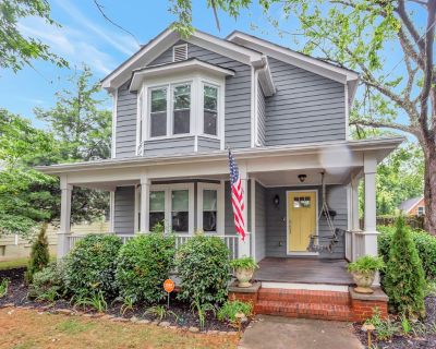4 Bedroom 2.5BA House Vacation Rental in Sweet Auburn, Atlanta, GA