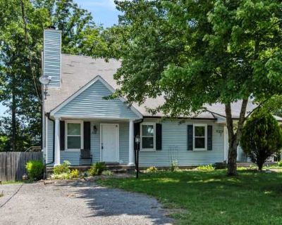 3 Bedroom 2BA 1327 ft Apartment For Rent in Nashville, TN