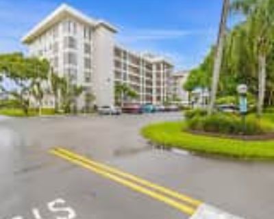 3 Bedroom 3BA 2260 ft² Apartment For Rent in Pompano Beach, FL 2850 N Palm Aire Dr unit 601