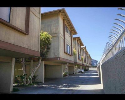 Sean (Has a House) on iROOMit. Room in the 4 Bedroom 3BA House For Rent...