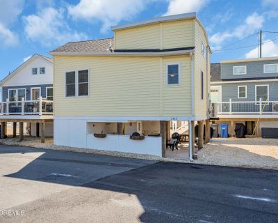 101 W Cove Way. A RARE OPPORTUNITY IN OCEAN BEACH 2!\r\nWhy pay summer weekly prices and have to only spend a week or 2? Well look no further, this 2024 New build is on the market for an annual rental, fully furnished, loft, washer/dryer outdoor space, close to the beach and bay. All the comforts of home and how great to enjoy beach life through all the seasons! Call today and schedule your app...