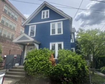 18 Pine Street. Tree-lined streets, historic museums, and a charming downtown will make you love Waterbury. In unit laundry Pet friendly Recently renovated Stainless steel Unit Amenities in unit laundry recently renovated stainless steel Property Amenities cats allowed dogs allowed pet friendly. Pets allowed. 4 Bedroom. 2 Bathroom. 1904 ft