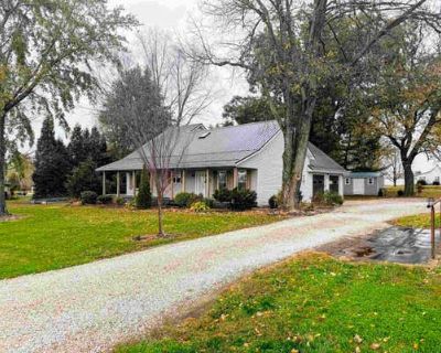 4 Bedroom 2BA 3117 ft Single Family Home For Sale in CANNELBURG, IN