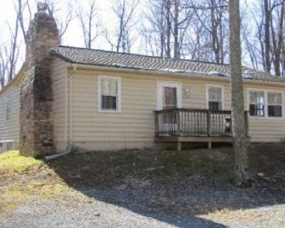 2 Bed 1 Bath Preforeclosure Property in Winchester, VA 22602 - Comanche Trl