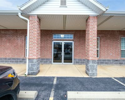 378 ft Commercial Property For Rent in Bentonville, AR