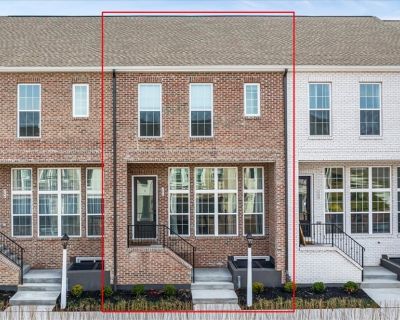 3 Bedroom 3BA 1797 ft Apartment For Rent in Cranberry Twp, PA