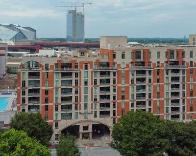 250 Park Avenue West NW # 712. Property for Rent in Atlanta, GA for $1,825 with 1 bedroom and 1 full bath. This property was built in 2002.. WOW - Wonderful opportunity to live in a fun-centered atmosphere across the street from Centennial Olympic Park. Leave your car and walk to a huge variety of sports, shows, entertainment, cuisine, museums and the Georgia State Capital Building. 24-hour con...