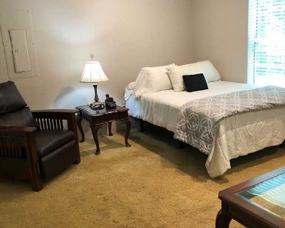 Available on: now. Furnished. Parking available * 40+ years welcome. Furnished Basement Room Quiet Swim/Tennis Neighborhood Move into a peaceful, safe community with swim and tennis amenities. Private entrance, bathroom & patio, backing onto a beautiful forest for extra privacy. The Room: Fully furnished, move-in ready Dorm-style kitchen (fridge + microwave) Easy access to highways, shopping, r...