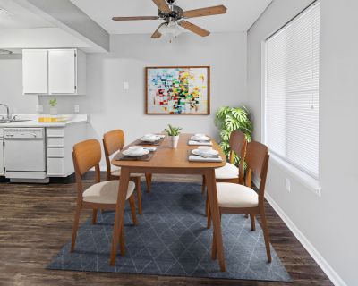 1 Bedroom 1BA 720 ft Pet-Friendly Apartment For Rent in Mulvane, KS