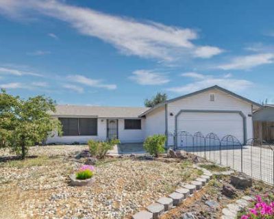 3 Bedroom 2BA 1440 ft Single Family Home For Sale in DAYTON, NV