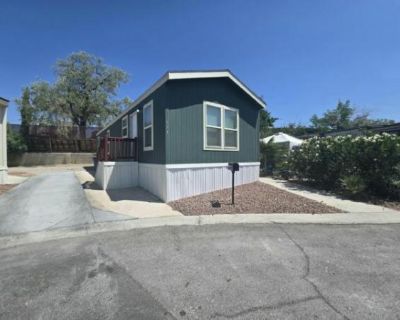 2 Bedroom 1BA 832 ft Mobile Home For Rent in Las Vegas, NV