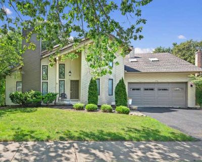 3 Bedroom 3BA 3321 ft Single Family Home For Sale in NAPERVILLE, IL