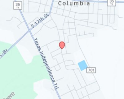 1 Bedroom 1BA 650 ft Apartment For Rent in West Columbia, TX