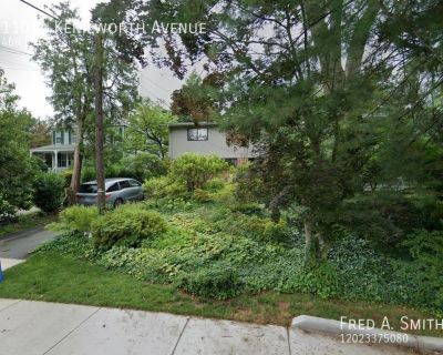 4 Bedroom 2BA Single-family home For Rent in Garrett Park, MD