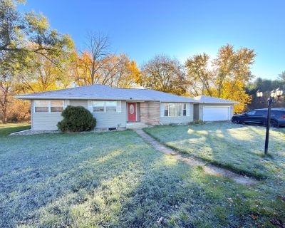 3 Bedroom 1BA 1200 ft Single Family House For Sale in Reed City, MI