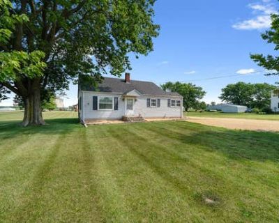 3 Bedroom 1BA 1350 ft Single Family Home For Sale in OREGON, IL