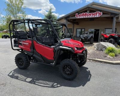 2025 Honda Pioneer 1000-5 Deluxe