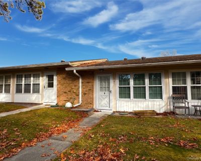 1 Bedroom 1BA 679 ft Apartment For Rent in Ridge, NY