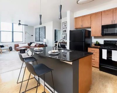 1 Bedroom 1BA 821 ft Pet-Friendly Apartment For Rent in Ashburn, VA